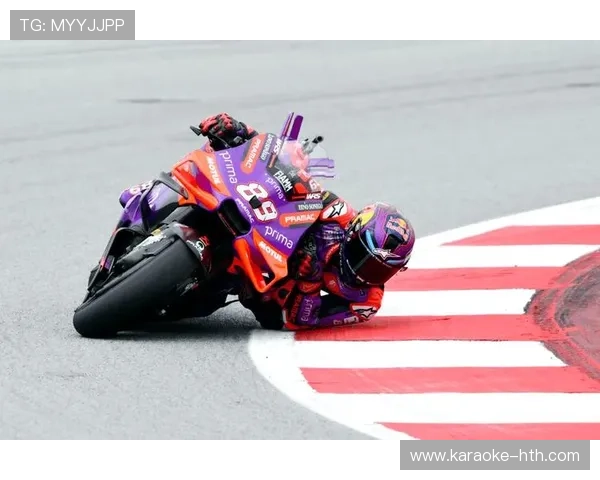 MotoGP赛季激战正酣 车手间竞争激烈 谁能最终问鼎冠军宝座