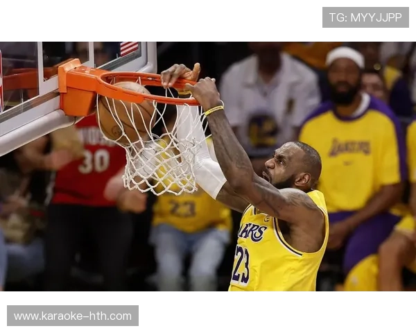 湖人詹姆斯关键表现助球队逆转掘金重返胜利轨道